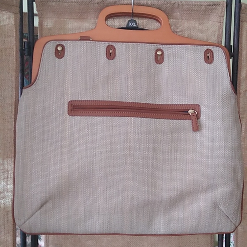 DEESIGNS by Dee Ocleppo large Convertible Tote. Made in Italy